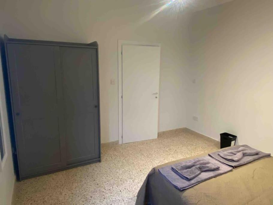 Seaview 3 Bedroom In Apartment *