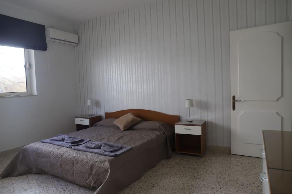 Seaview 3 Bedroom In Apartment